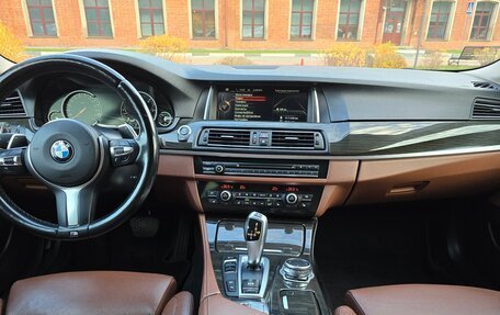 BMW 5 серия, 2016 год, 2 350 000 рублей, 18 фотография