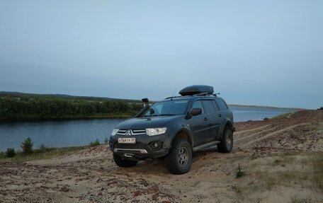 Mitsubishi Pajero Sport II рестайлинг, 2015 год, 2 500 000 рублей, 5 фотография