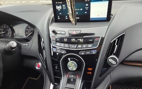 Acura RDX III, 2024 год, 3 900 000 рублей, 6 фотография