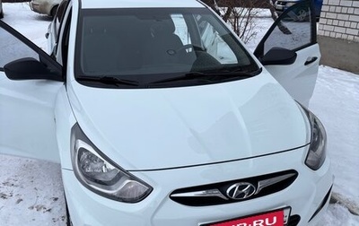 Hyundai Solaris II рестайлинг, 2013 год, 975 000 рублей, 1 фотография