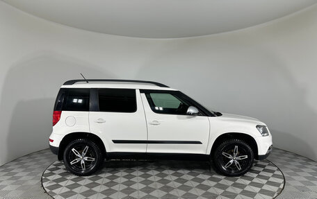 Skoda Yeti I рестайлинг, 2015 год, 1 377 000 рублей, 6 фотография