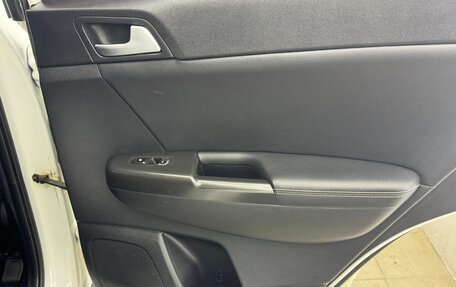 KIA Sportage IV рестайлинг, 2018 год, 2 299 000 рублей, 3 фотография