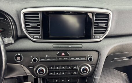 KIA Sportage IV рестайлинг, 2018 год, 2 299 000 рублей, 10 фотография