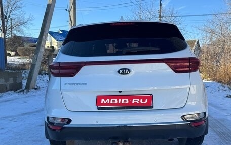 KIA Sportage IV рестайлинг, 2018 год, 2 299 000 рублей, 26 фотография