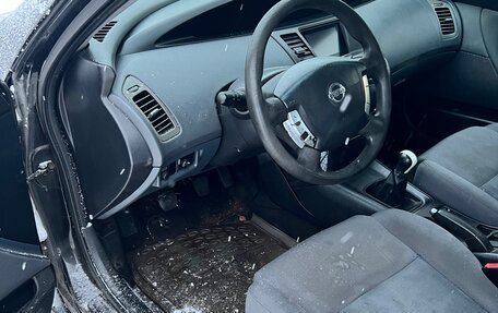 Nissan Primera III, 2005 год, 195 000 рублей, 6 фотография