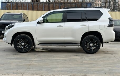 Toyota Land Cruiser Prado 150 рестайлинг 2, 2017 год, 3 950 000 рублей, 5 фотография