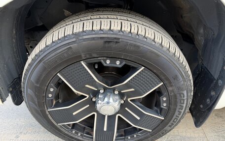 Toyota Land Cruiser Prado 150 рестайлинг 2, 2017 год, 3 950 000 рублей, 9 фотография