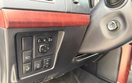 Toyota Land Cruiser Prado 150 рестайлинг 2, 2017 год, 3 950 000 рублей, 21 фотография