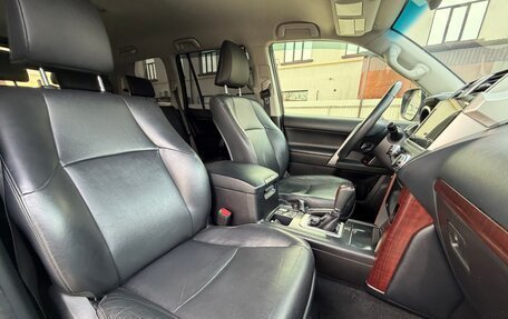 Toyota Land Cruiser Prado 150 рестайлинг 2, 2017 год, 3 950 000 рублей, 29 фотография