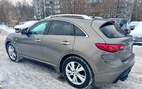 Infiniti QX70, 2014 год, 2 800 000 рублей, 2 фотография