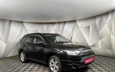 Mitsubishi Outlander III рестайлинг 3, 2013 год, 1 525 000 рублей, 3 фотография