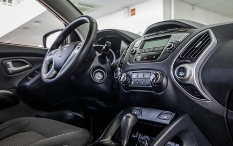 Hyundai ix35 I рестайлинг, 2011 год, 1 178 000 рублей, 36 фотография