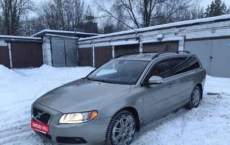 Volvo V70 III рестайлинг, 2008 год, 1 090 000 рублей, 2 фотография