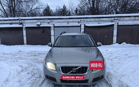 Volvo V70 III рестайлинг, 2008 год, 1 090 000 рублей, 3 фотография