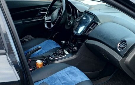 Chevrolet Cruze II, 2010 год, 1 000 000 рублей, 3 фотография