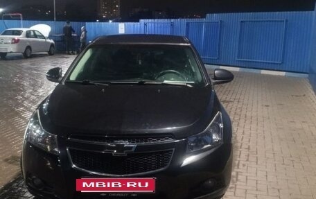 Chevrolet Cruze II, 2010 год, 1 000 000 рублей, 4 фотография