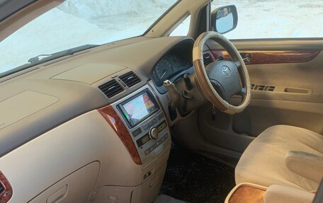 Toyota Ipsum II, 2004 год, 980 000 рублей, 10 фотография