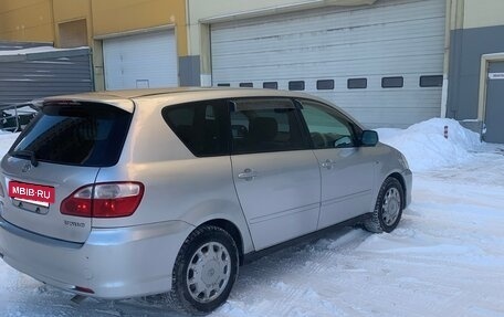 Toyota Ipsum II, 2004 год, 980 000 рублей, 3 фотография