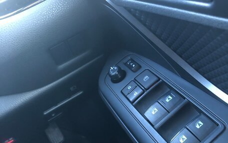 Toyota C-HR I рестайлинг, 2018 год, 1 795 000 рублей, 16 фотография