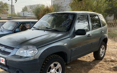 Chevrolet Niva I рестайлинг, 2011 год, 420 000 рублей, 2 фотография