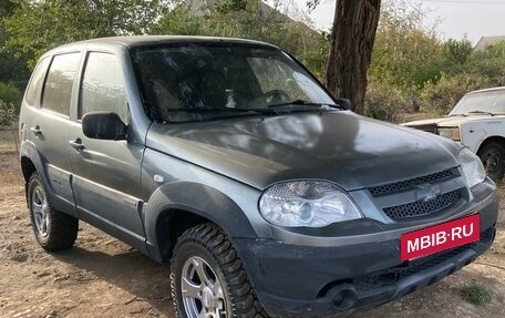 Chevrolet Niva I рестайлинг, 2011 год, 420 000 рублей, 4 фотография