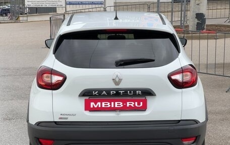 Renault Kaptur I рестайлинг, 2017 год, 1 297 000 рублей, 29 фотография