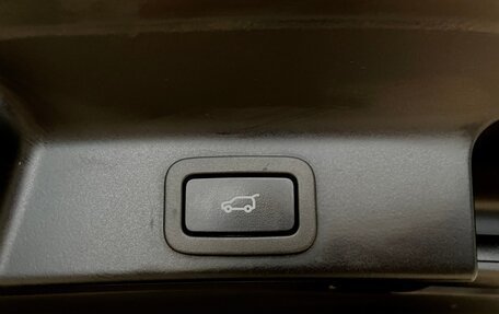 Jaguar F-Pace, 2016 год, 2 350 000 рублей, 16 фотография