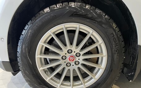 Jaguar F-Pace, 2016 год, 2 350 000 рублей, 23 фотография