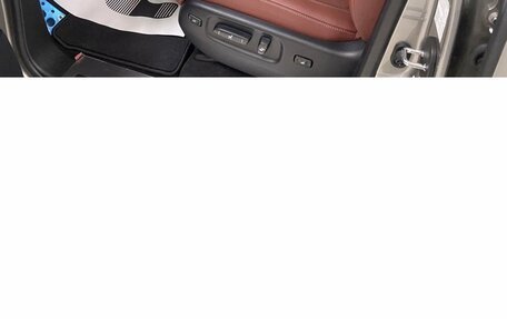 Lexus LX III, 2018 год, 10 000 000 рублей, 3 фотография