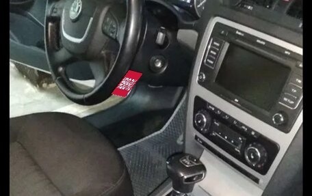 Skoda Octavia, 2010 год, 700 000 рублей, 3 фотография