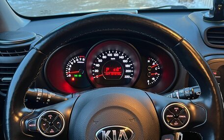 KIA Soul II рестайлинг, 2018 год, 1 700 000 рублей, 13 фотография