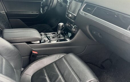 Volkswagen Touareg III, 2014 год, 2 850 000 рублей, 7 фотография