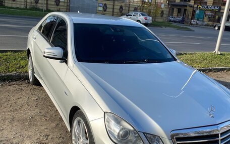 Mercedes-Benz E-Класс, 2010 год, 1 430 000 рублей, 3 фотография