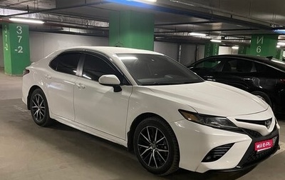 Toyota Camry, 2018 год, 2 600 000 рублей, 1 фотография