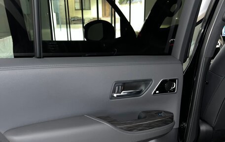 Toyota Land Cruiser, 2022 год, 11 500 000 рублей, 10 фотография