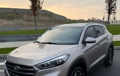 Hyundai Tucson III, 2018 год, 1 890 000 рублей, 2 фотография