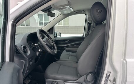 Mercedes-Benz Vito, 2019 год, 3 845 000 рублей, 19 фотография