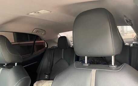 Toyota Camry, 2018 год, 2 600 000 рублей, 4 фотография