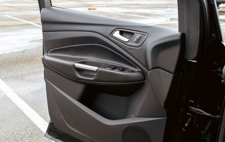 Ford Kuga III, 2015 год, 1 295 000 рублей, 12 фотография