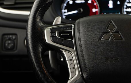 Mitsubishi Pajero Sport III рестайлинг, 2019 год, 2 898 999 рублей, 15 фотография