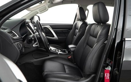 Mitsubishi Pajero Sport III рестайлинг, 2019 год, 2 898 999 рублей, 12 фотография