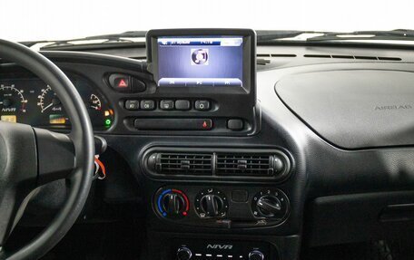 Chevrolet Niva I рестайлинг, 2019 год, 930 000 рублей, 11 фотография