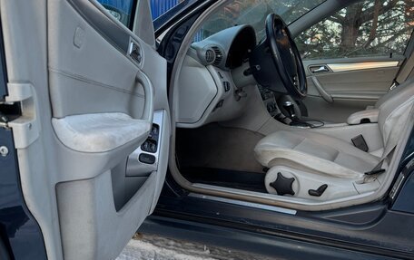 Mercedes-Benz C-Класс, 2004 год, 860 000 рублей, 10 фотография