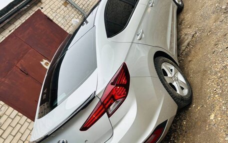 Hyundai Elantra VI рестайлинг, 2019 год, 1 750 000 рублей, 4 фотография