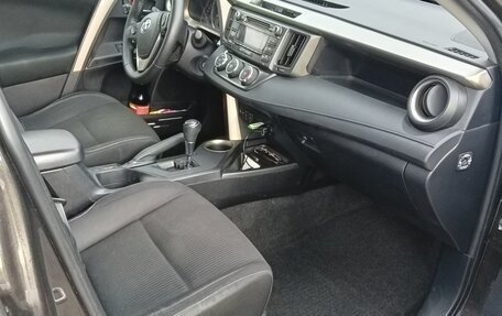 Toyota RAV4, 2013 год, 1 860 000 рублей, 6 фотография