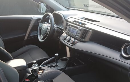 Toyota RAV4, 2013 год, 1 860 000 рублей, 9 фотография