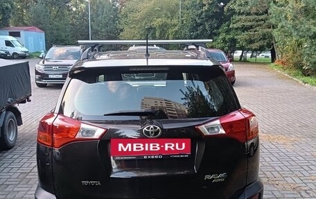 Toyota RAV4, 2013 год, 1 860 000 рублей, 11 фотография