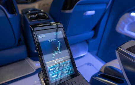 Mercedes-Benz Vito, 2023 год, 7 500 000 рублей, 19 фотография