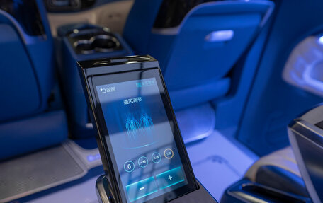 Mercedes-Benz Vito, 2023 год, 7 500 000 рублей, 21 фотография