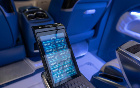 Mercedes-Benz Vito, 2023 год, 7 500 000 рублей, 18 фотография